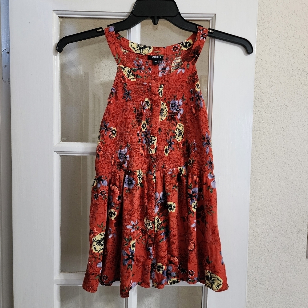 Torrid Floral Smocked Peplum Tank Top Size 00 Button Front Boho